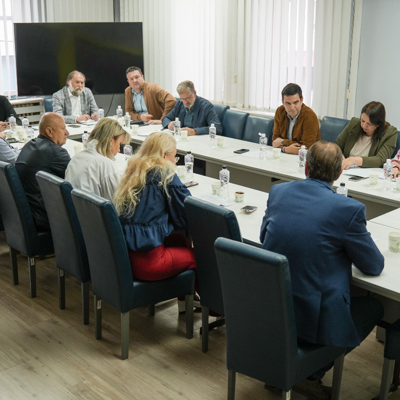 Усвојене бројне одлуке на 63. седници Градског већа у Лозници