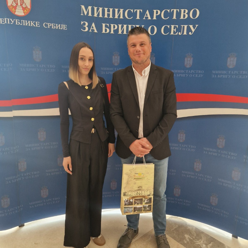Богатић наставља подршку младима: Нове куће за породице у оквиру програма „Кућа на селу“