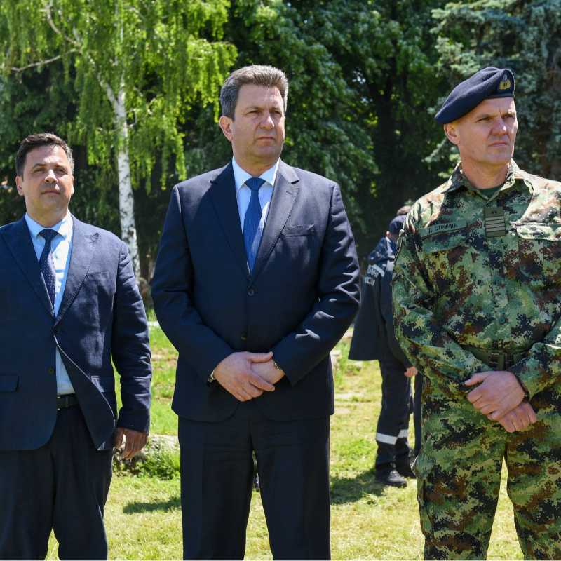 Показна вежба гашења пожара одржана у касарни „Церски јунаци” у Шапцу