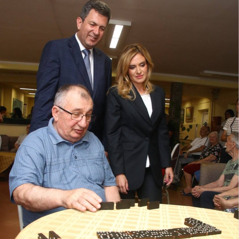Шабац наставља да унапређује услове за боравак старијих суграђана