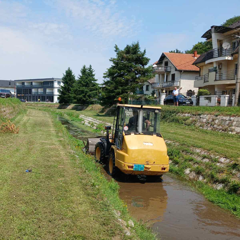 У току радови на Штири: Бољи водни режим и уређеније речно корито